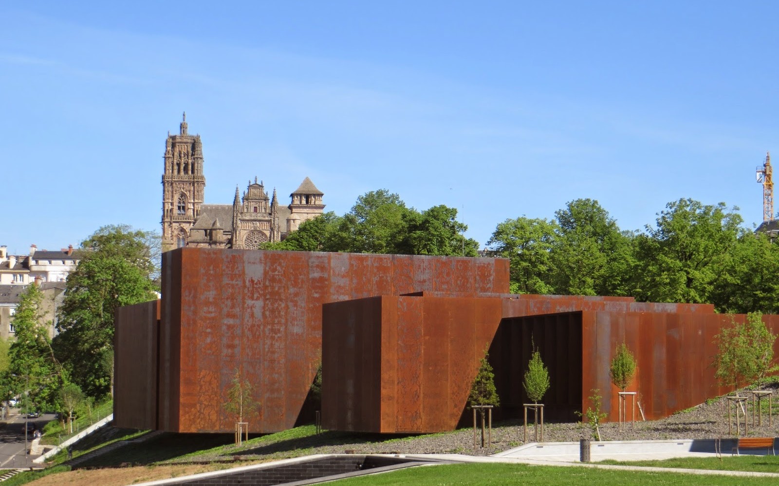 Rodez hotel ferme bourran musee